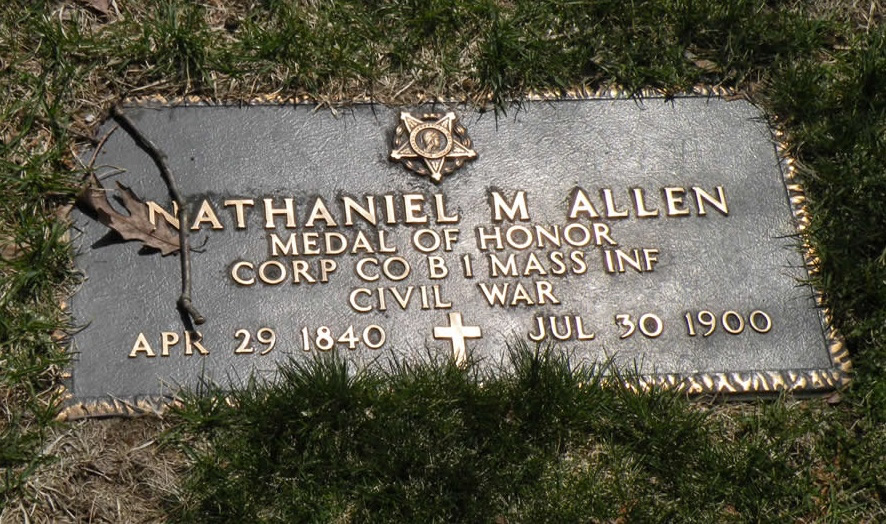 Grave marker at Woodlawn Cemetery